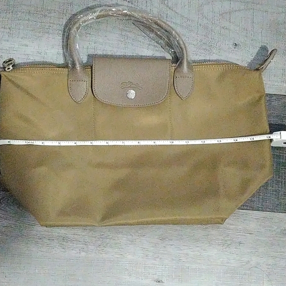 Longchamp Handbag - Picture 6 of 9